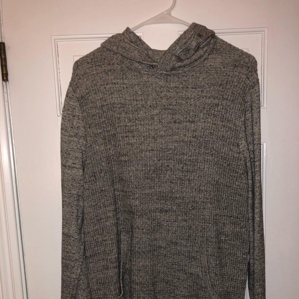 GAP gray waffle sweatshirt